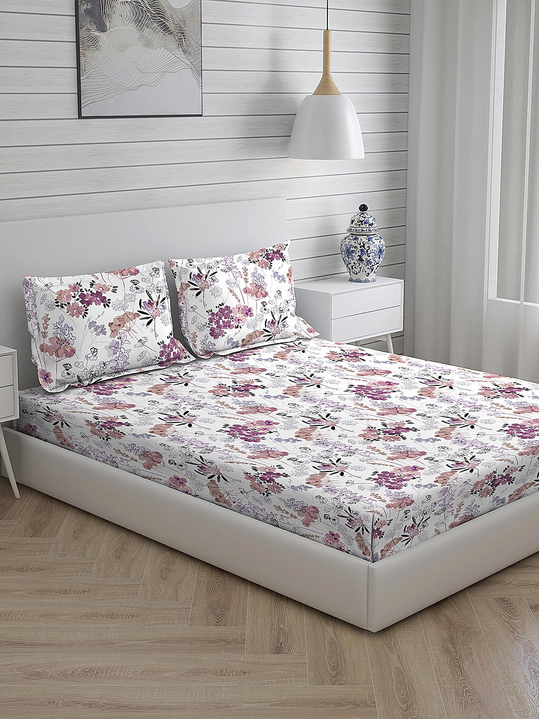 Angelite 270 TC 100% cotton Super Fine White/Purple Colored Floral Print King Bed Sheet Set