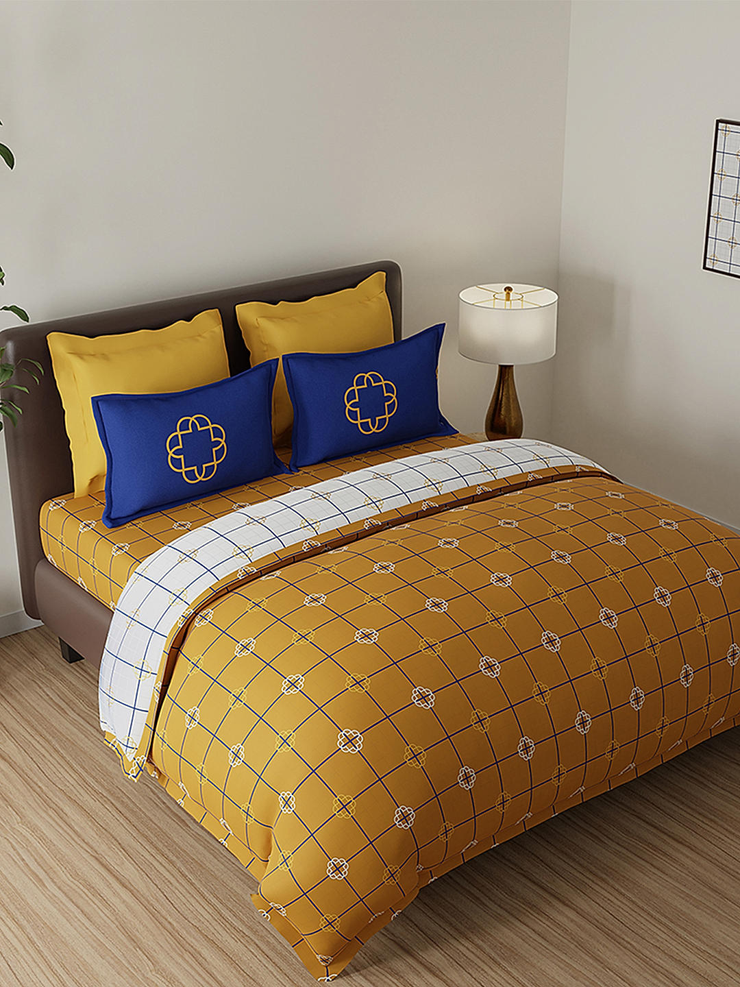 Signature 300 TC Cotton Ultra Fine Yellow Colored Geometric Print King Bed Sheet Set