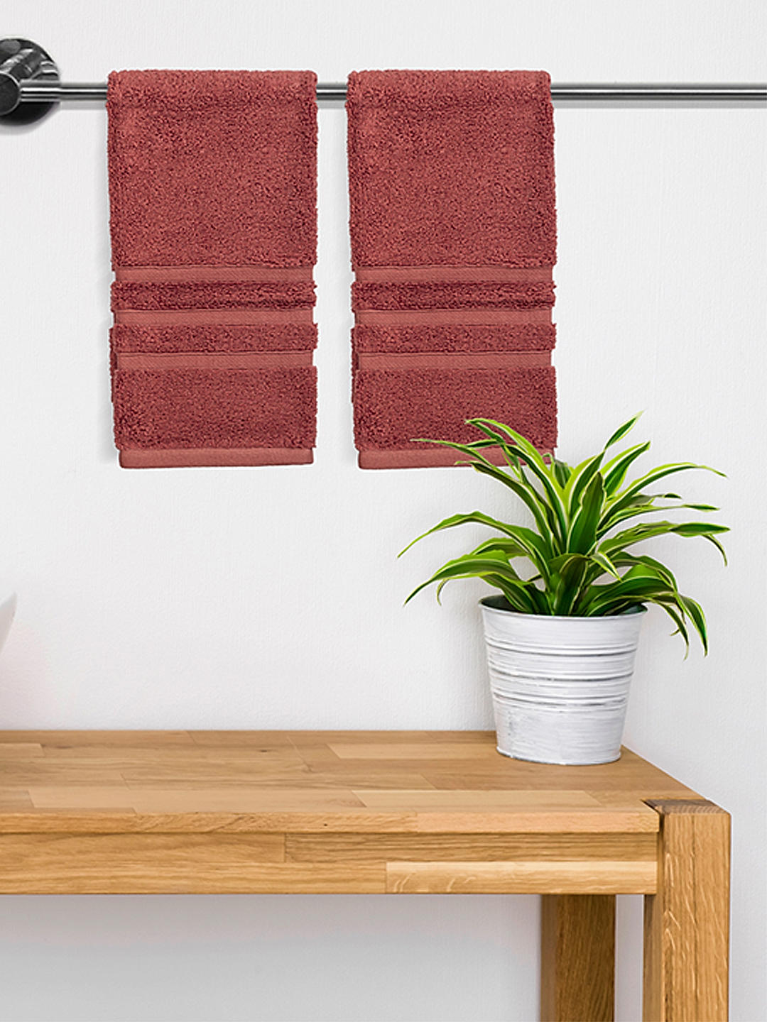 Kalpavriksha 550 gsm 100% Organic Cotton Soft & Fluffy Red Colored Hand Towel