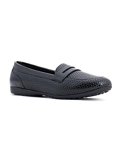 Stylish & Comfortable Women's Loafer Shoes on Sale | Khadims