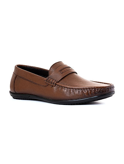 Buy Effortlessly Stylish Casual Loafers for Men | Khadim's