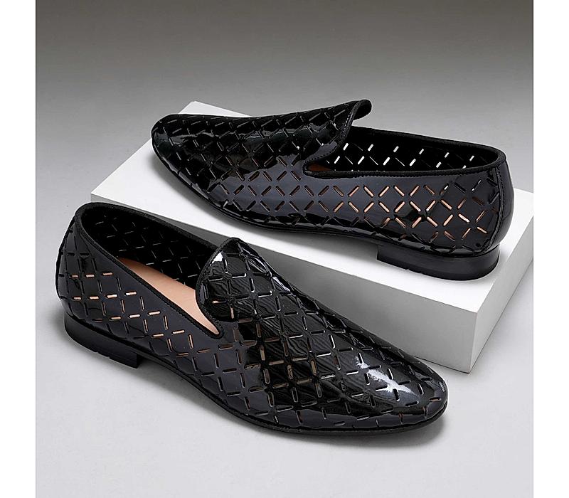 The Kotan Black Men Glossy Patent Slip-on Ruosh
