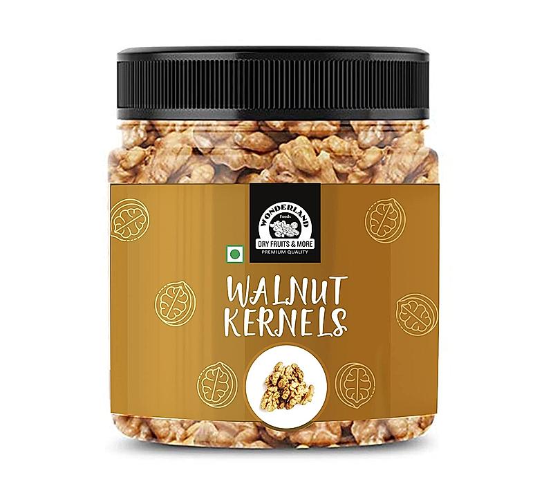 Wonderland Foods - Dry Fruits California Extra Light Walnuts Kernels (Akhrot Giri) 200g Re-Usable Jar | Rich in Protein & Antioxidants | Low Calorie Nut | Walnut Kernels for Snacking & Baking
