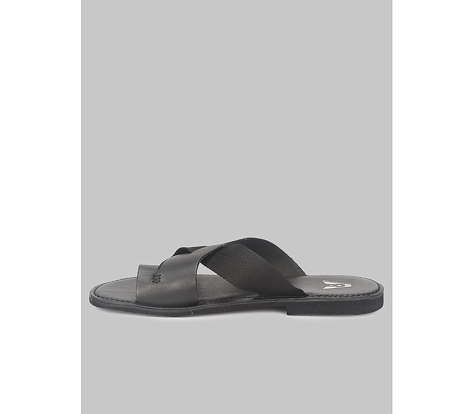 The Pisa Black Men Slipper V8