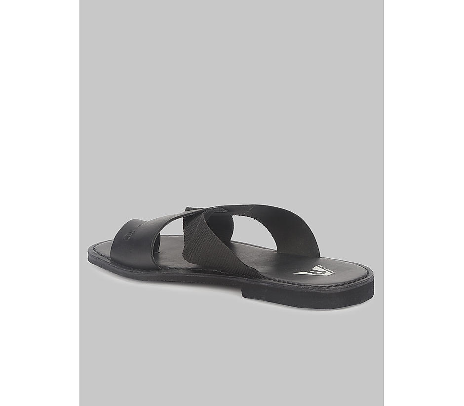 The Pisa Black Men Slipper V8