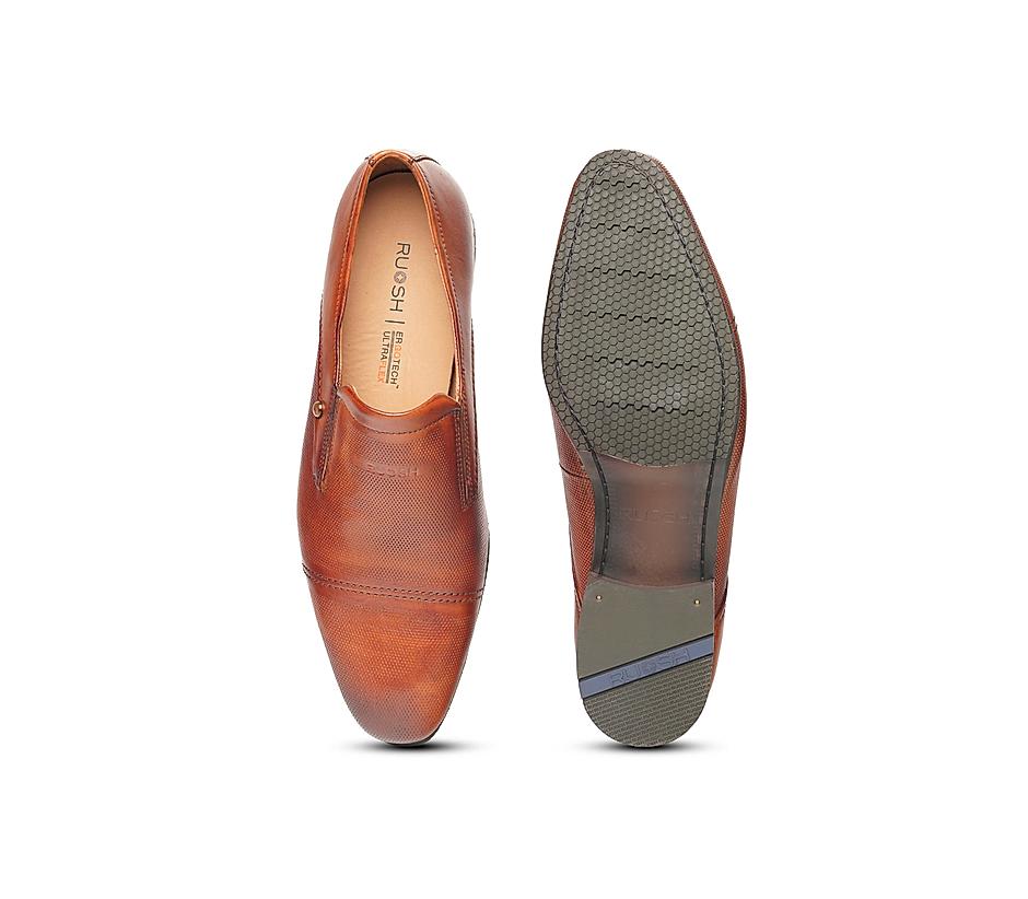 The LANDO Tan Men Slip-On Ruosh