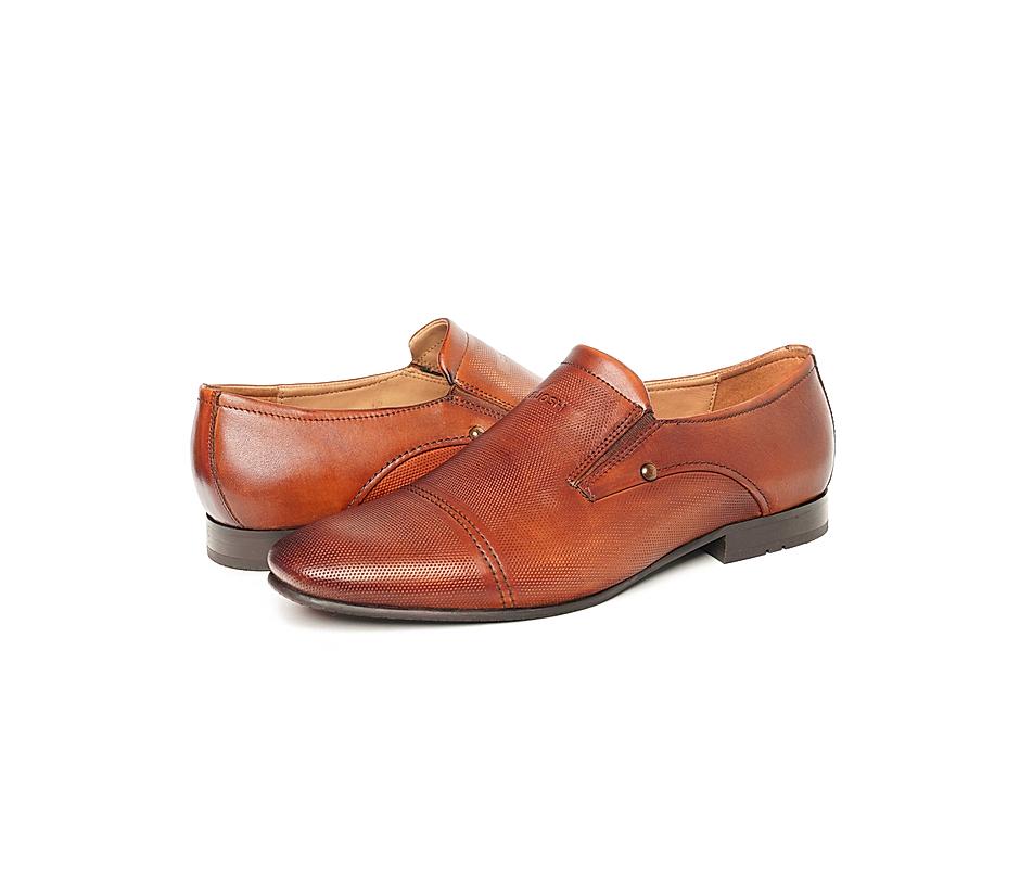 The LANDO Tan Men Slip-On Ruosh