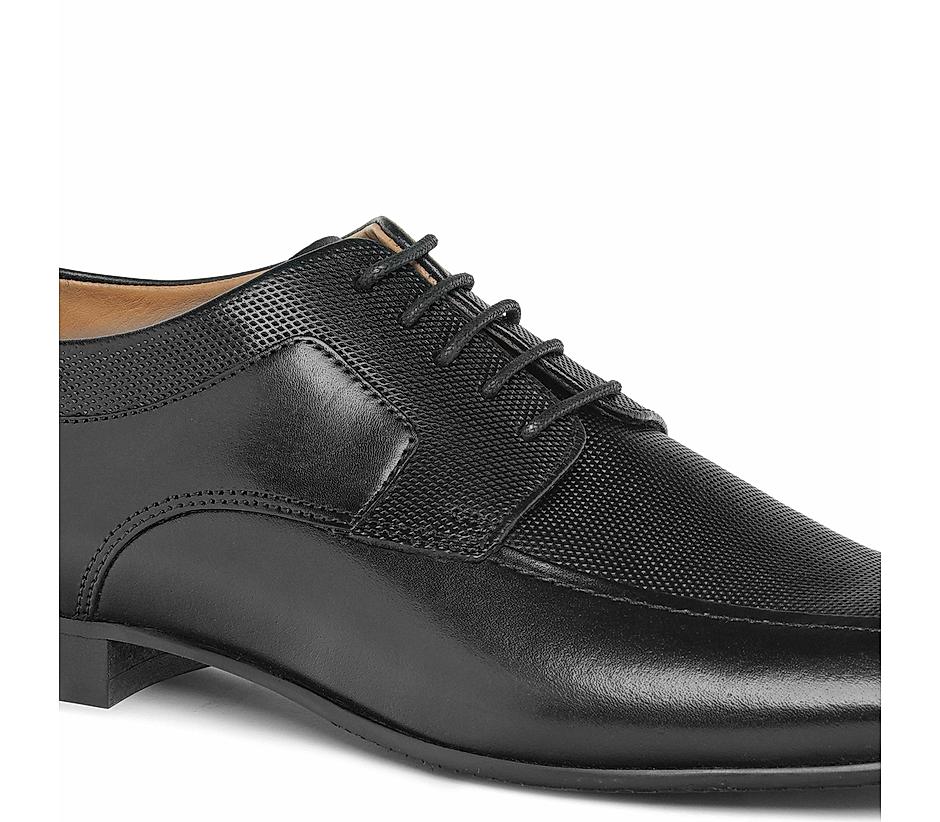The Lando Black Men Bicycle cut derby Ruosh