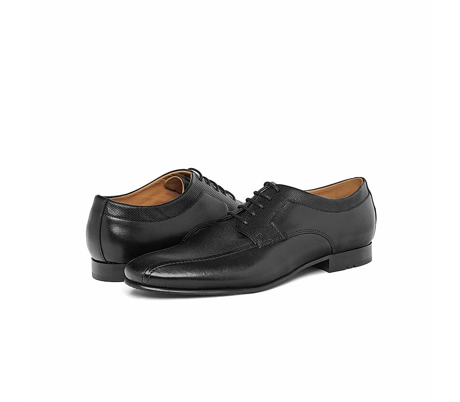 The Lando Black Men Bicycle cut derby Ruosh