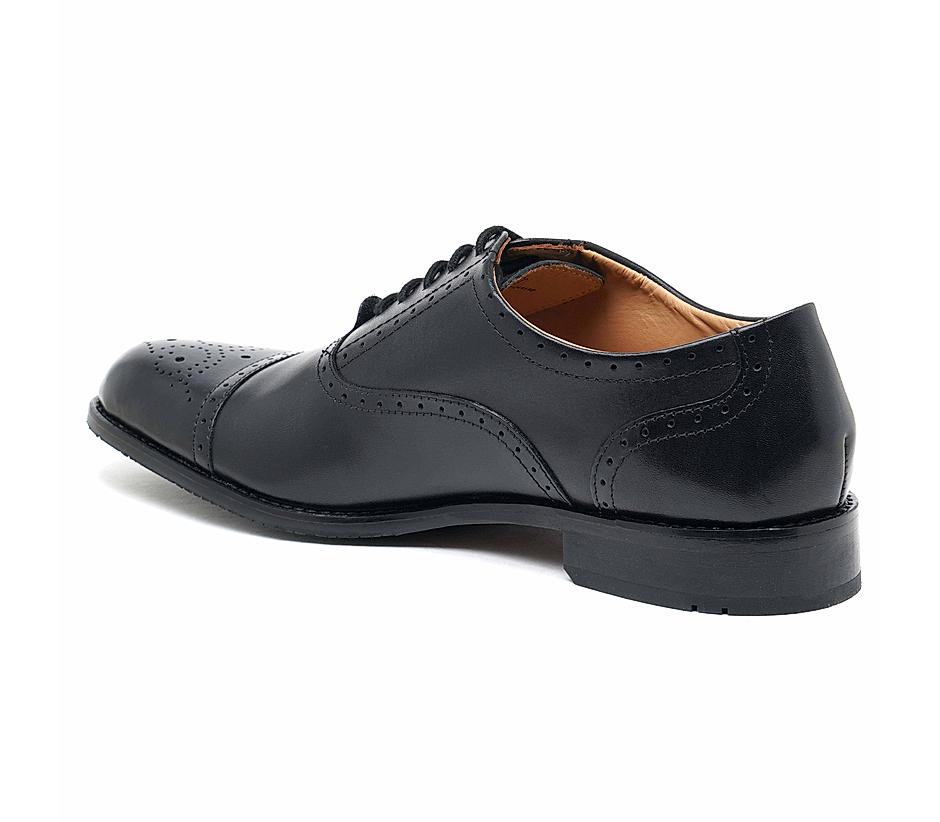 The Brogue Black Men Classic Oxford brogue Ruosh