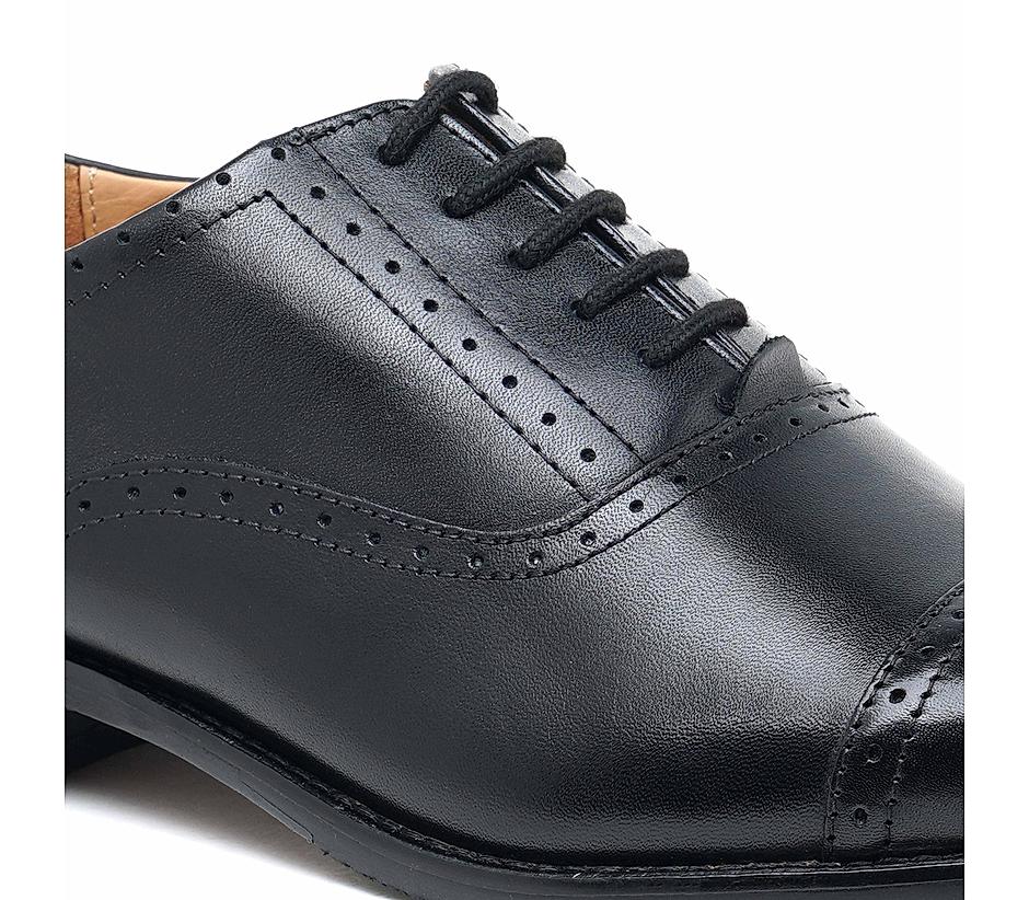 The Brogue Black Men Classic Oxford brogue Ruosh