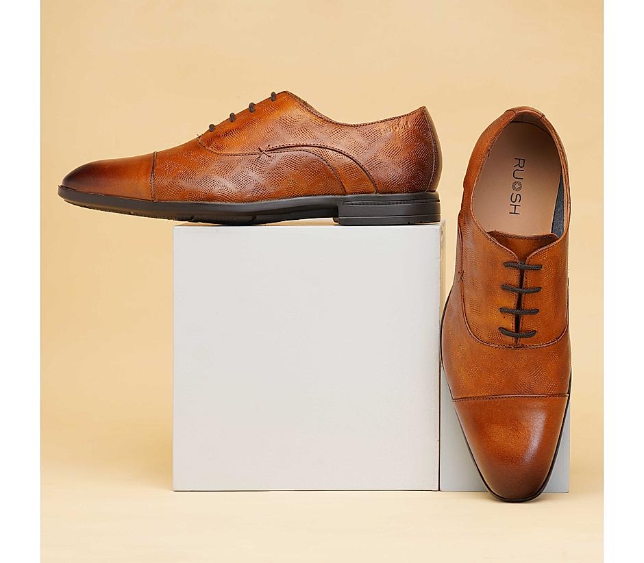 Ruosh shoe top