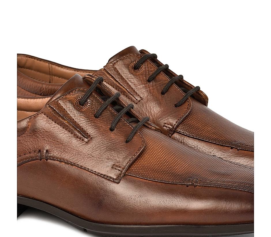 Roush footwear top