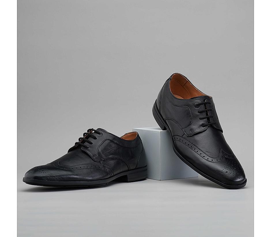 Ruosh footwear store