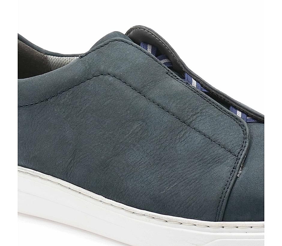 The Parcen Navy Men Casual Sneaker Ruosh