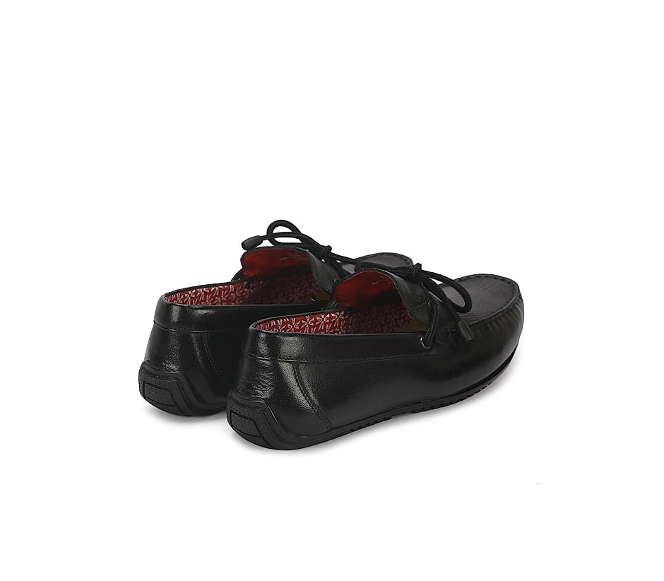 V8 by Ruosh Men Black Leather Textured Driving Shoes