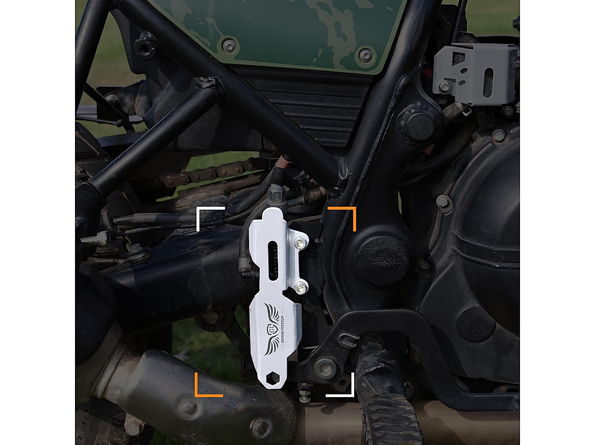GrandPitstop - Master Cylinder Protector For Royal Enfield Himalayan - BS4-BS6 Model (2019-2021) - Silver