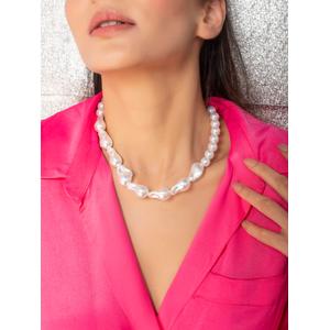 Toniq White Danity Boroque Pearl Choker Necklace For Women