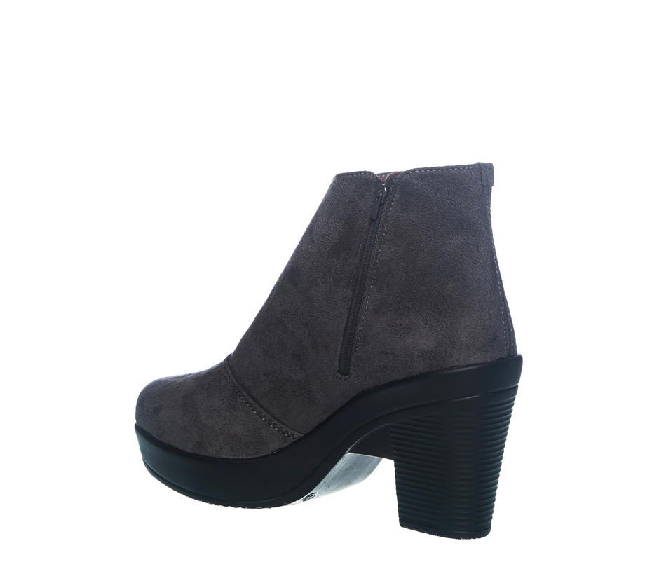 Cleo Women Grey Casual Boots 