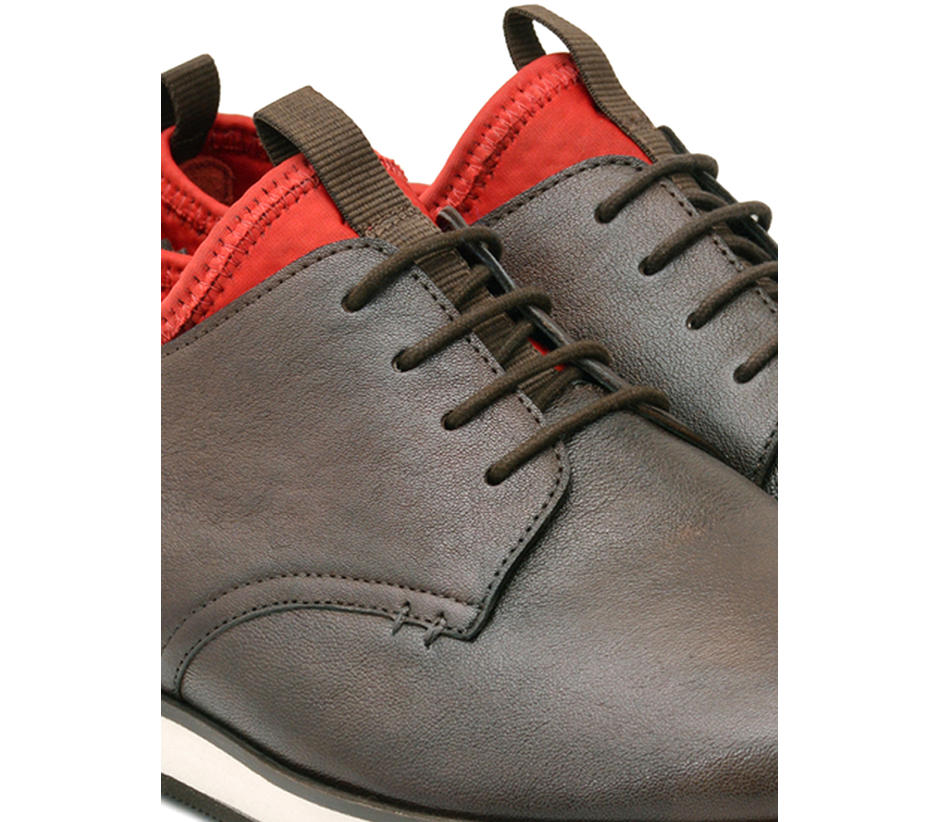 Casual Lace Up - Brown